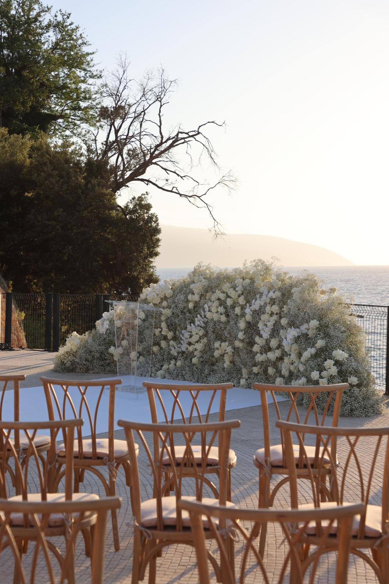 Maritim Marina Bay Resort Spa & Casino Adult Friendly Vlorë 외부 사진 The wedding venue