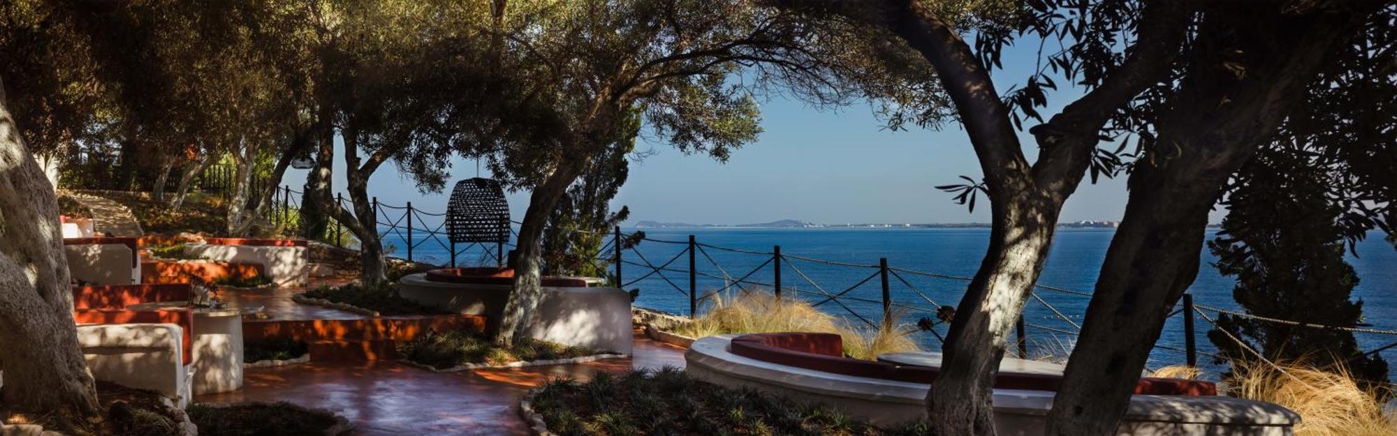 Maritim Marina Bay Resort Spa & Casino Adult Friendly Vlorë 외부 사진 The seafront of the hotel