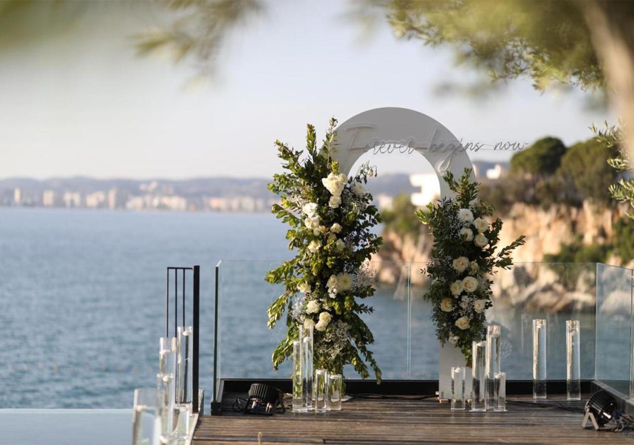 Maritim Marina Bay Resort Spa & Casino Adult Friendly Vlorë 외부 사진 Wedding ceremony at the beach